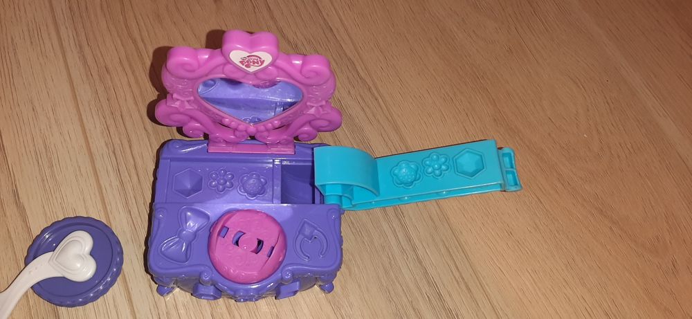 Play-Doh toaletka kucyka Pony