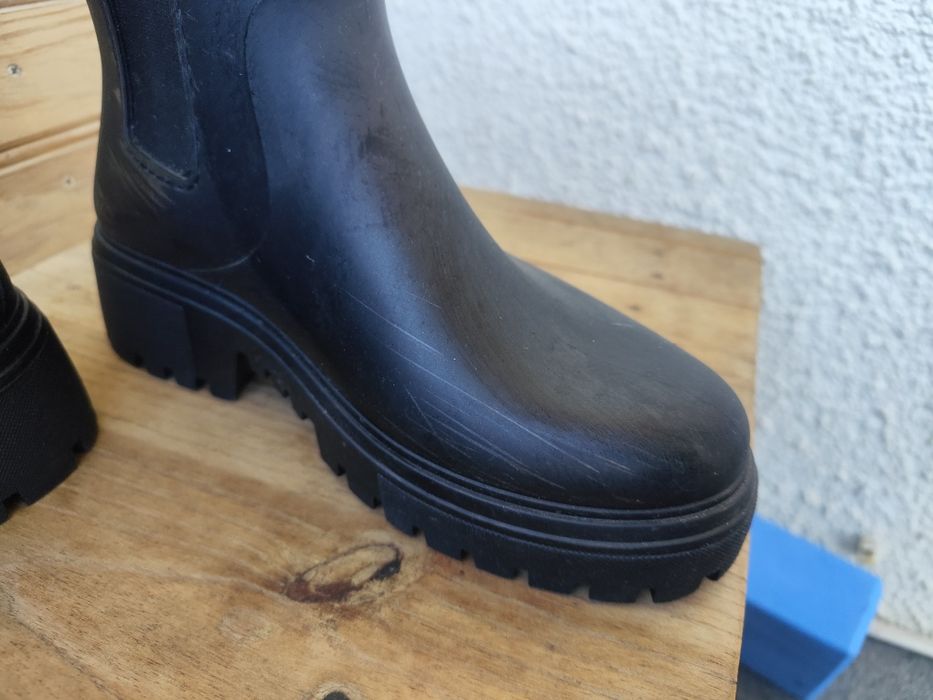 Botas de chuva usadas