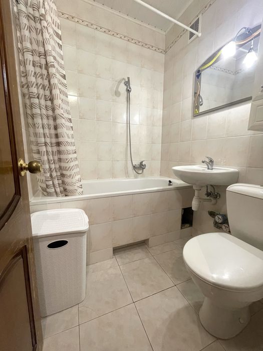 Продаж 2-к вул. Єреванська 25/1, Соломʼянська пл, Космонавтів