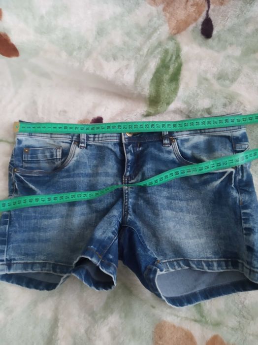 Джинсові шорти жіночі
