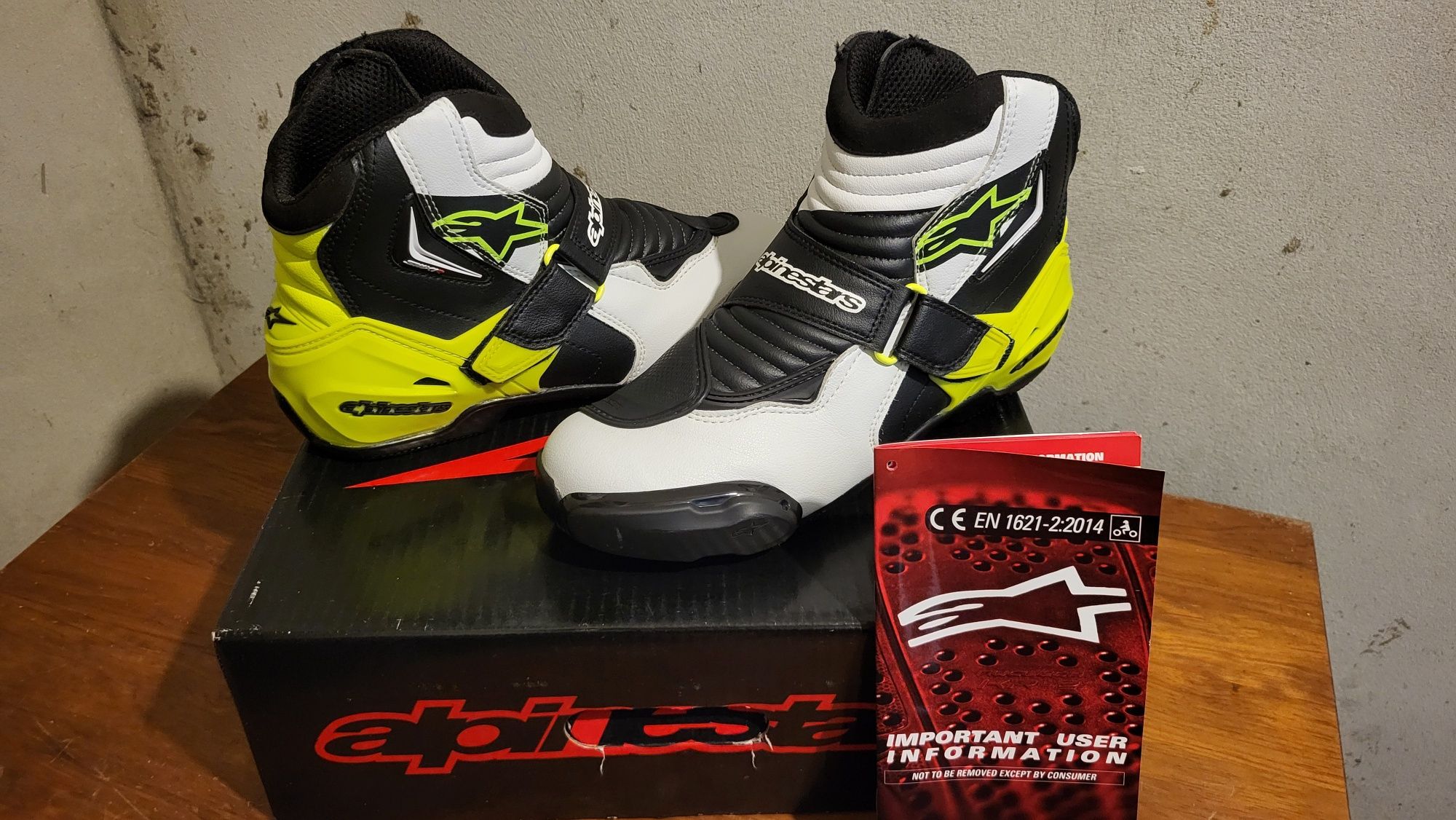 Alpinestars SMX-1 R