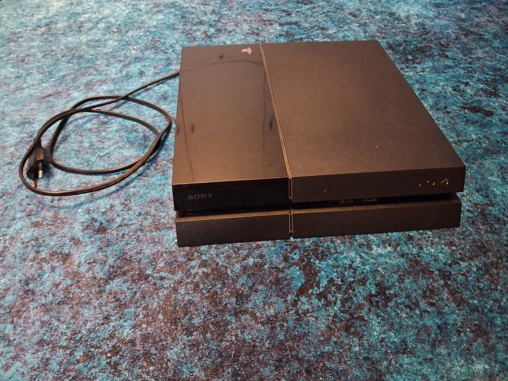 Playstation 4 повний комплект