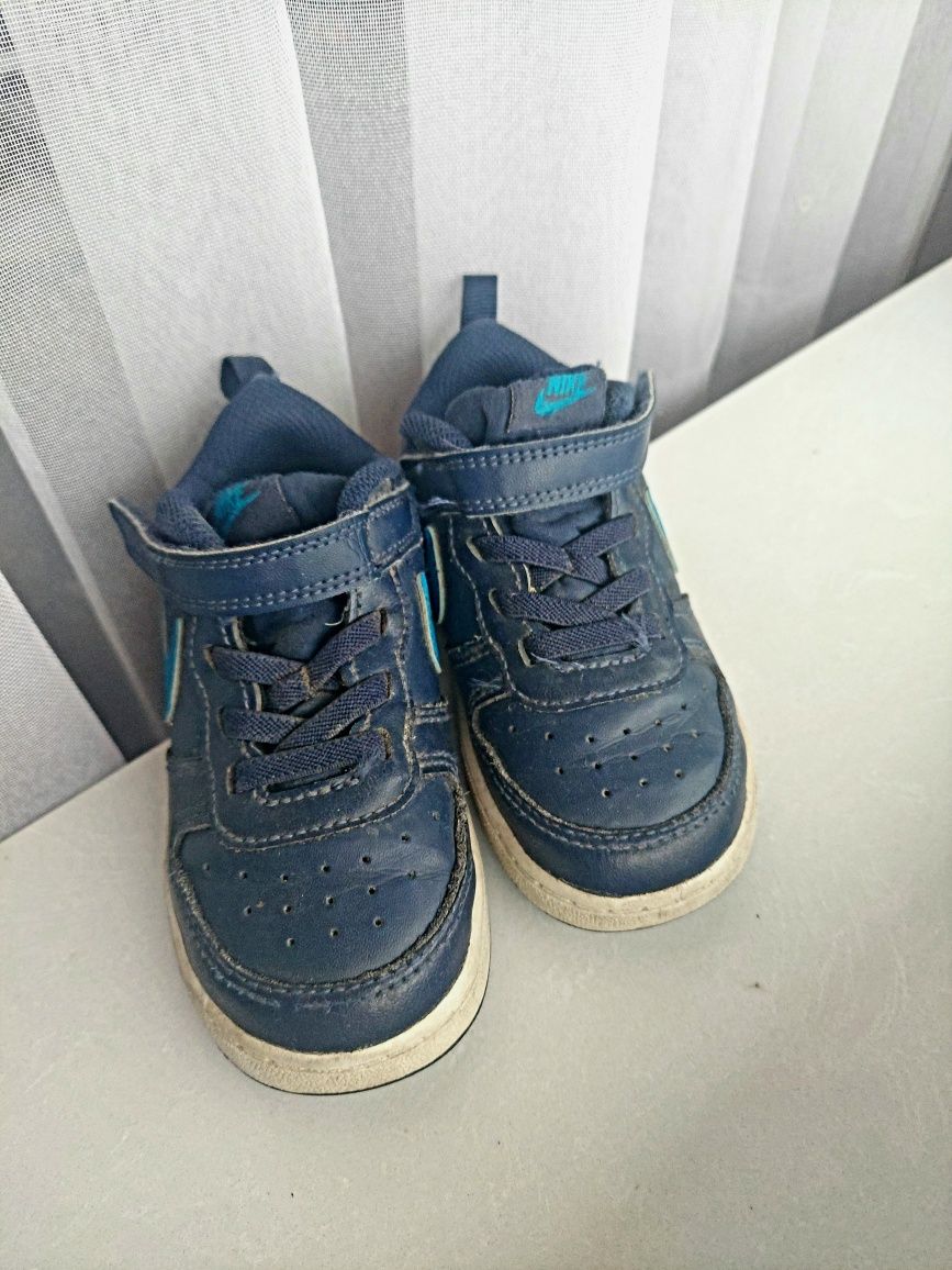 Buty półbuty nike chłopięce