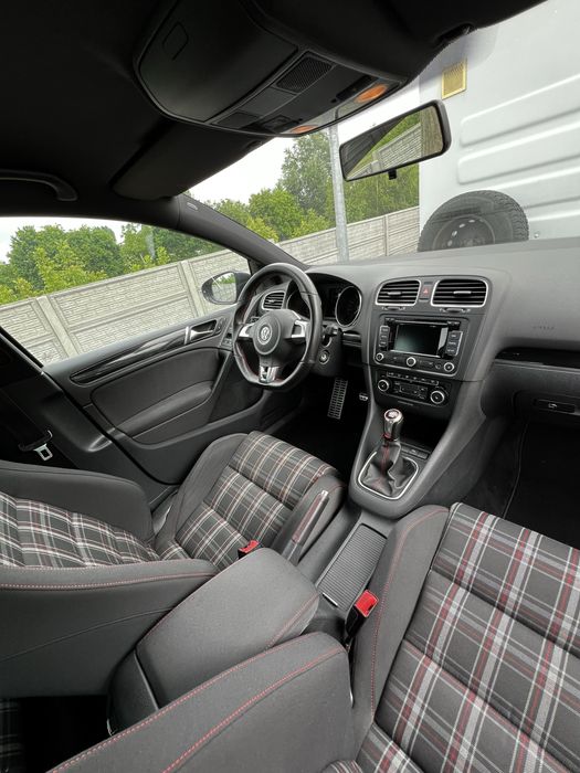 Volkswagen golf 6 GTI 270hp