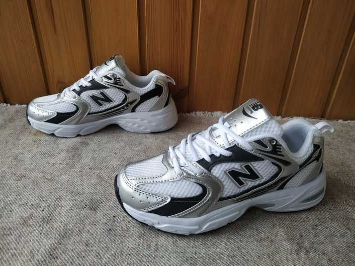 Женские кроссовки New Balance 530