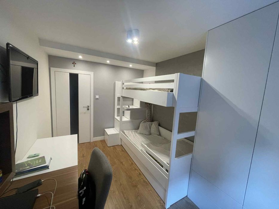 Lóżko piętrowe drewniane  3 osobowe