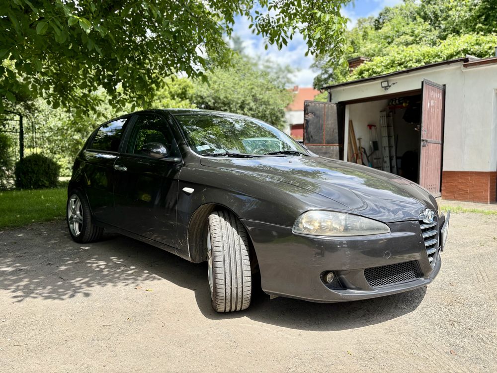 Alfa Romeo 147 1,6 benzyna