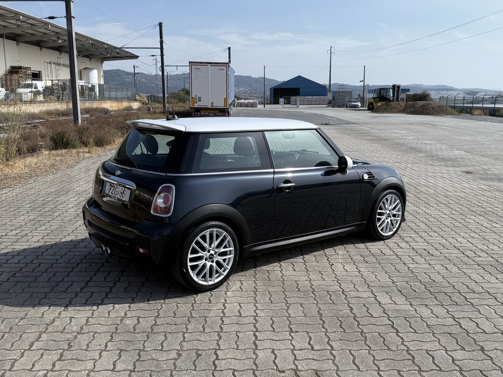 Mini Cooper D JCW - Nacional - Excelente estado - Protecao ceramica