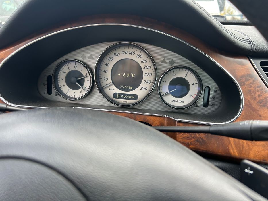 Mercedes Cls  do opłat nie na chodzie