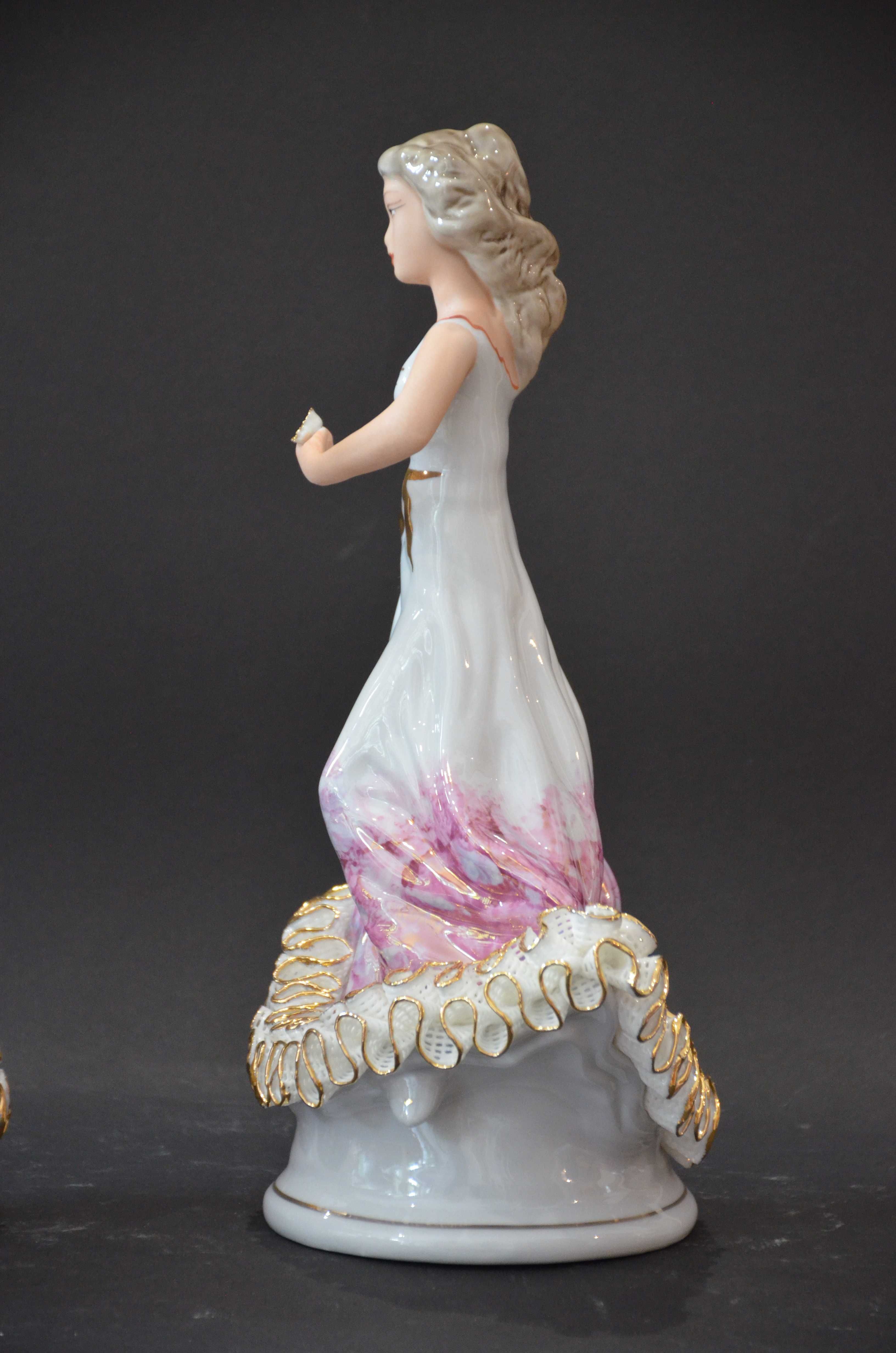 Figurka Porcelana, region Alba Iulia Rumunia, Carmen 28,5cm