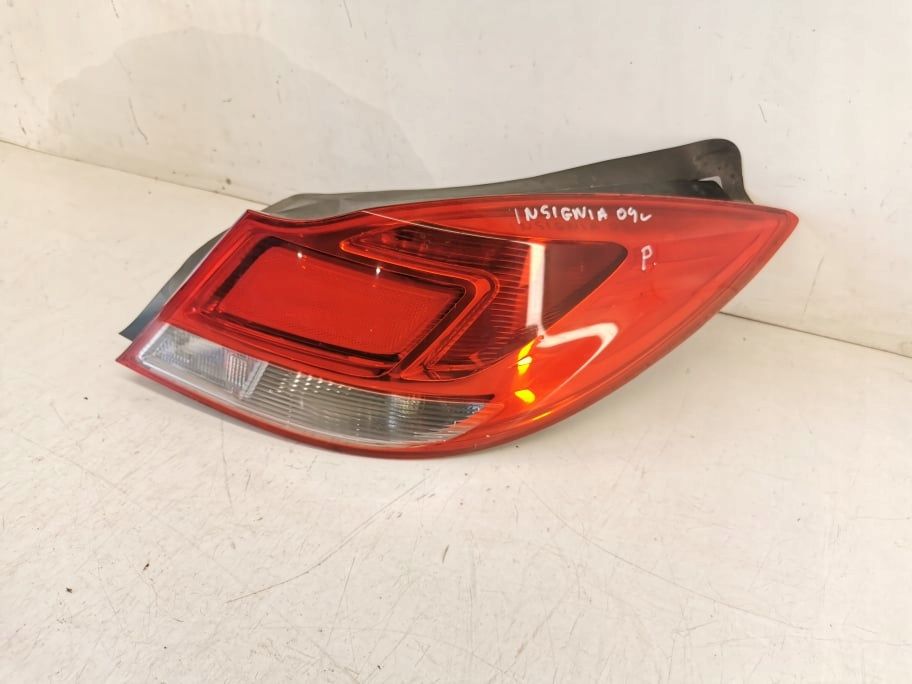 Lampa Prawa Tylna Tył Opel Insignia A 08-13