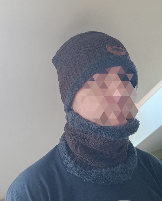 Komplet czapka i komin