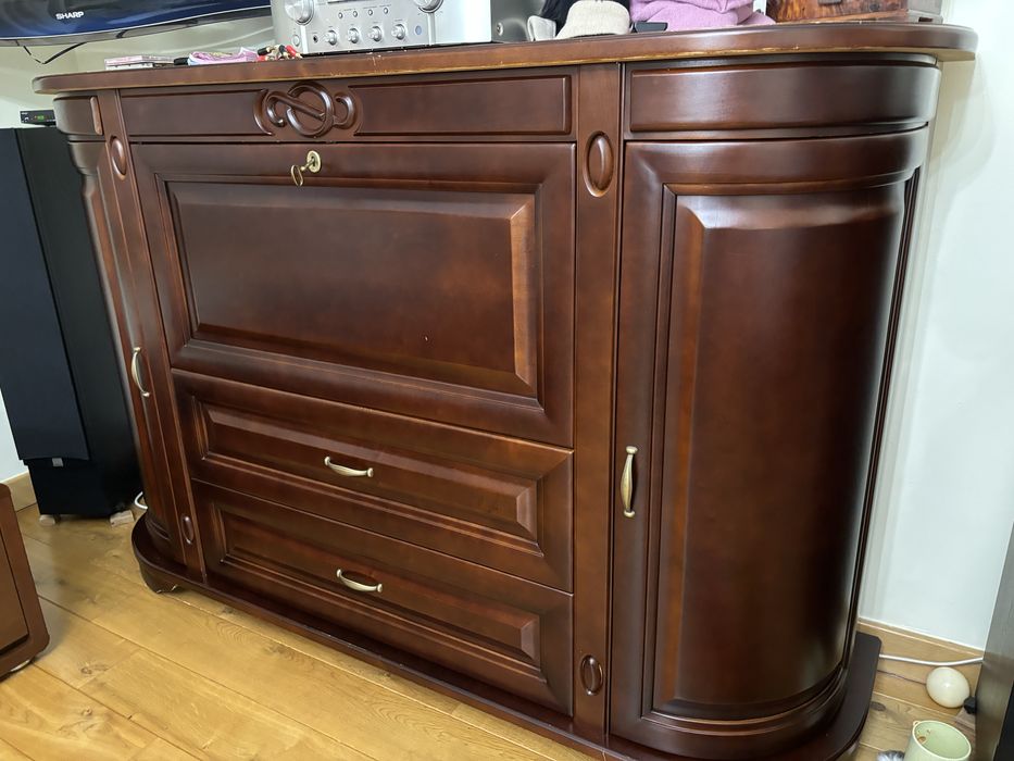 Zestaw pieknych DREWNIANYCH mebli