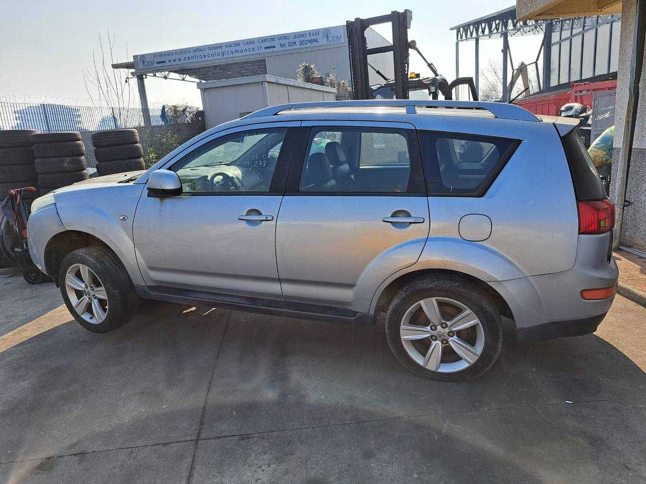 Розборка, шрот C-Crosser, Peugeot 4007, капот, бампер двигун 2.2 HDI