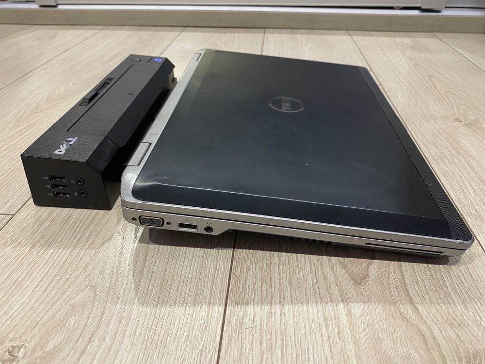 Ноутбук + докстанція Dell  E6520 15.6” FHD 1920*1080 i5 2.5Ghz 128SSD.