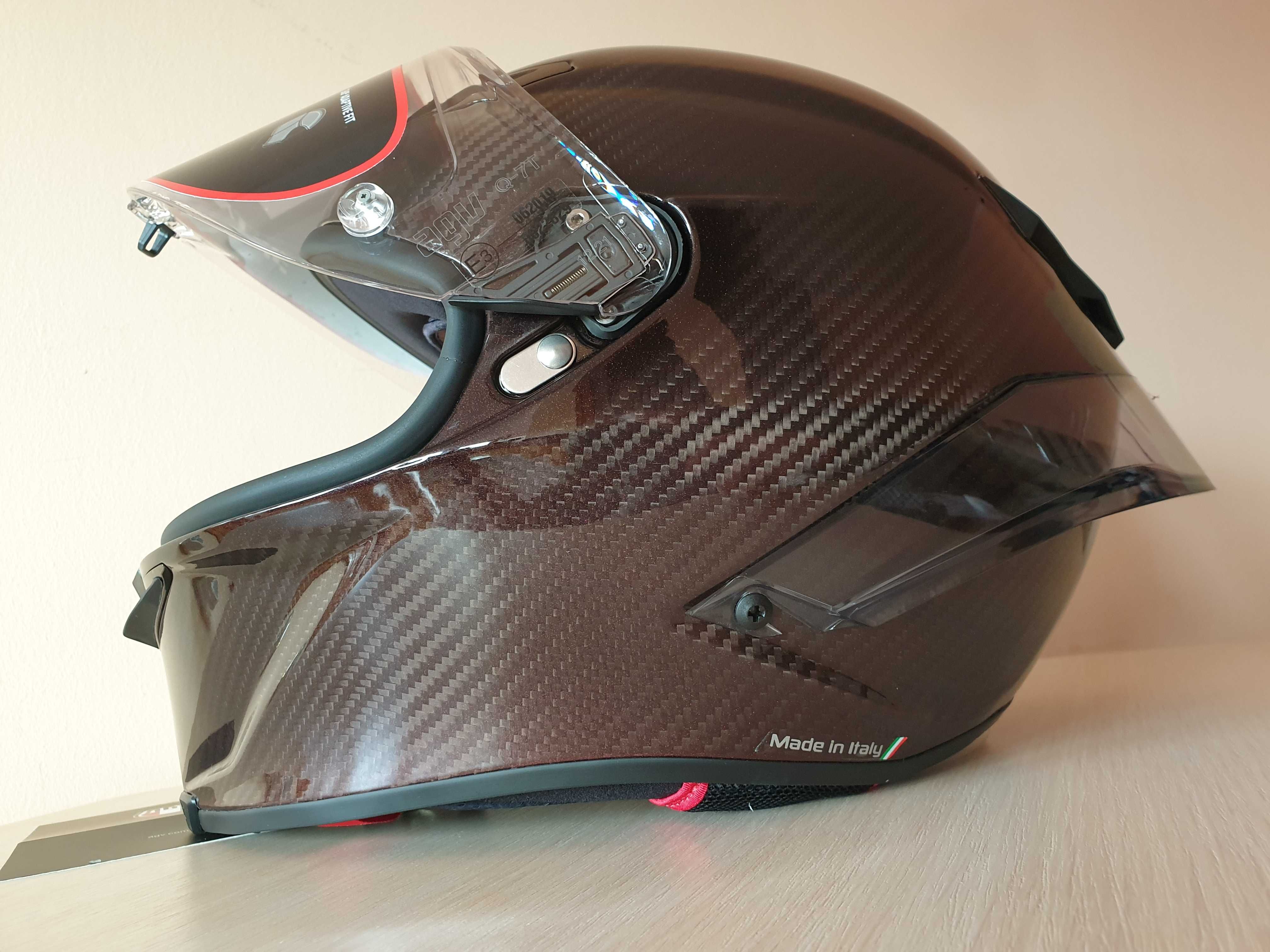 AGV Pista GP RR Mono Red Carbon L. Шлем. Мотошолом.