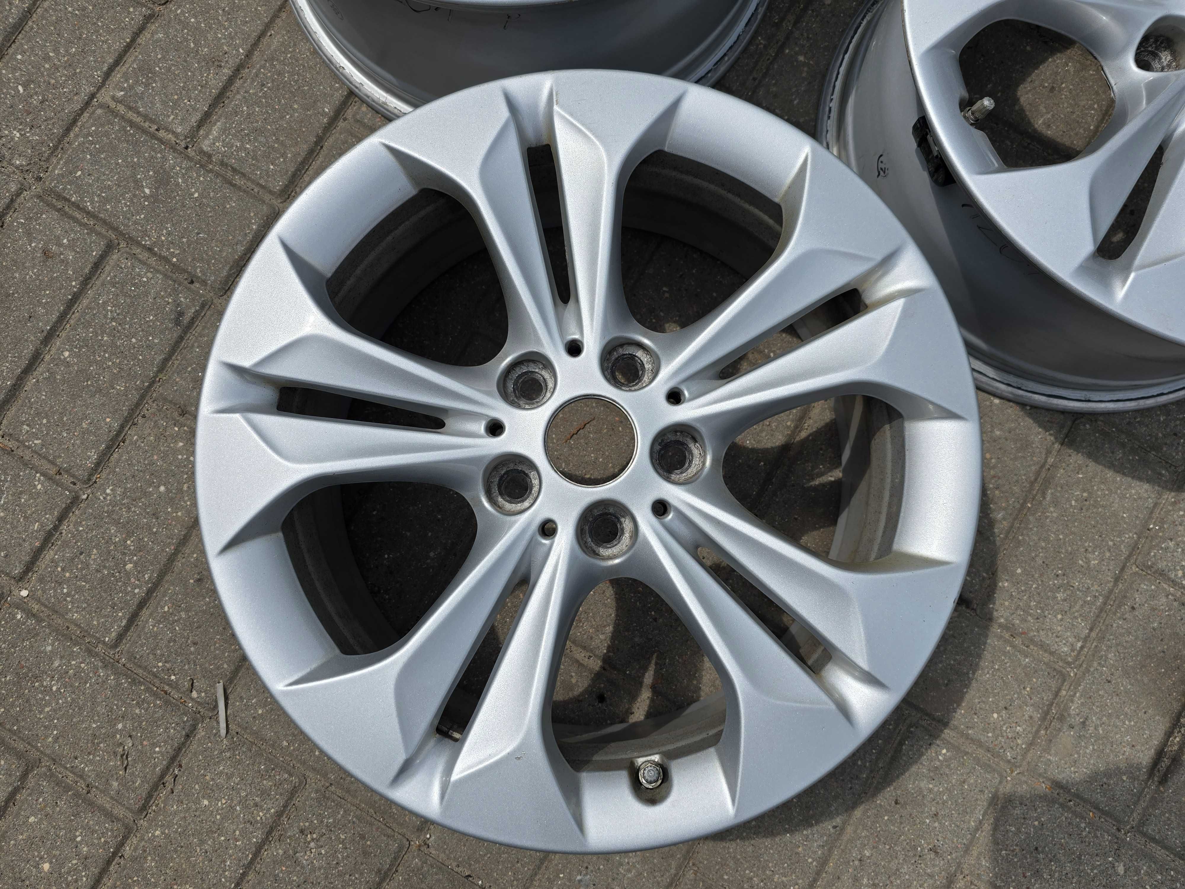 Felgi Aluminiowe Alufelgi 17” 5x112 7,5Jx17 ET 52 BMW Skoda Seat N1201