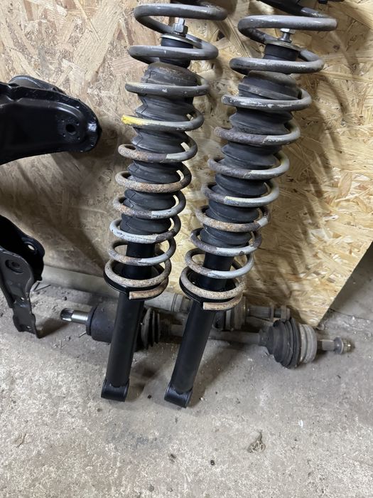 Задні стойки взборі на Ваз 2108.09,099,2113,2114,2115