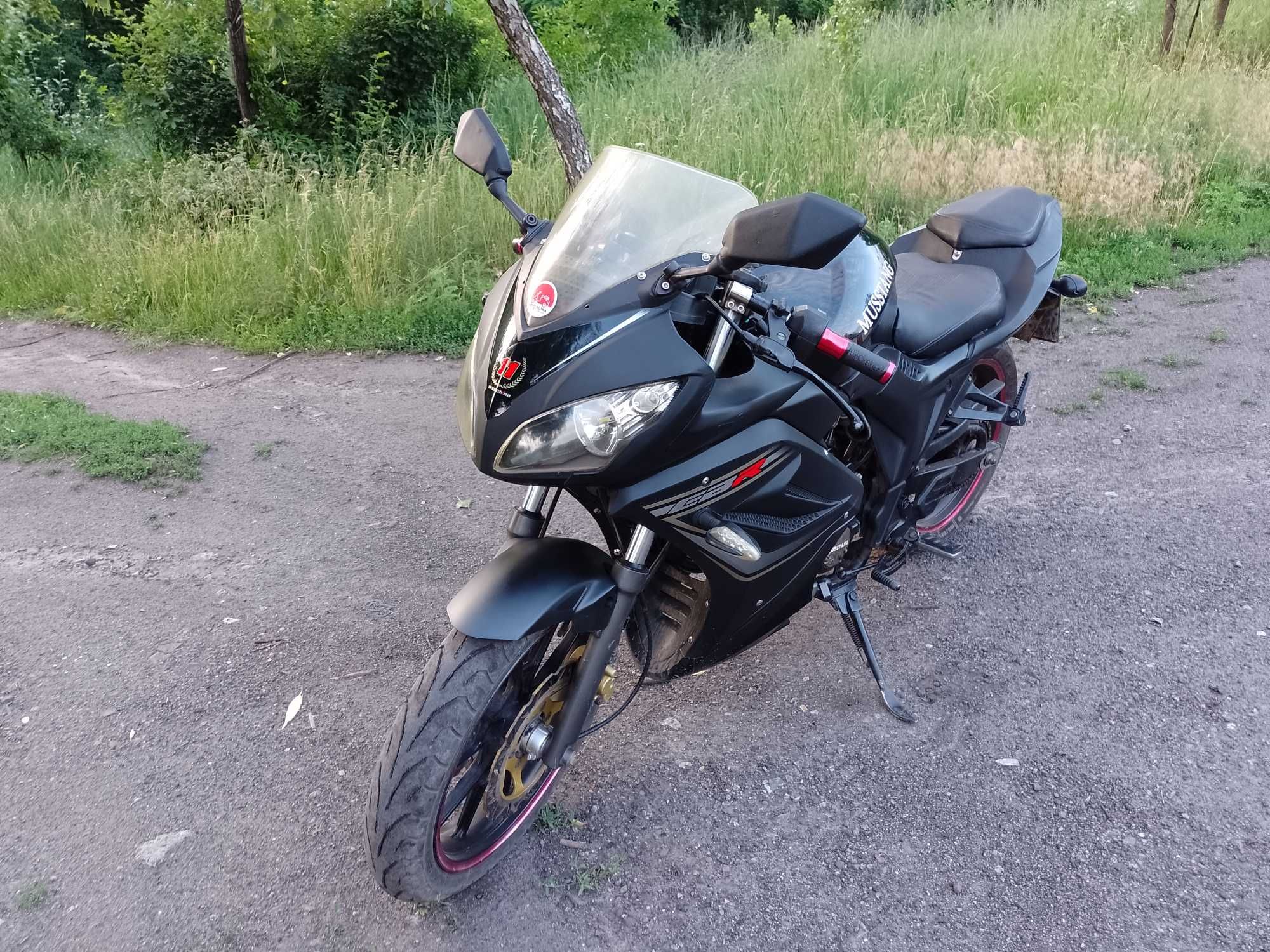 Очень СРОЧНО!!!Продам Musstang mt200-10