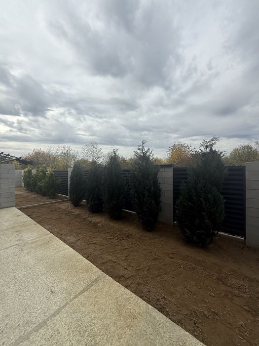 Продаж двухповерхового таунхаусу.