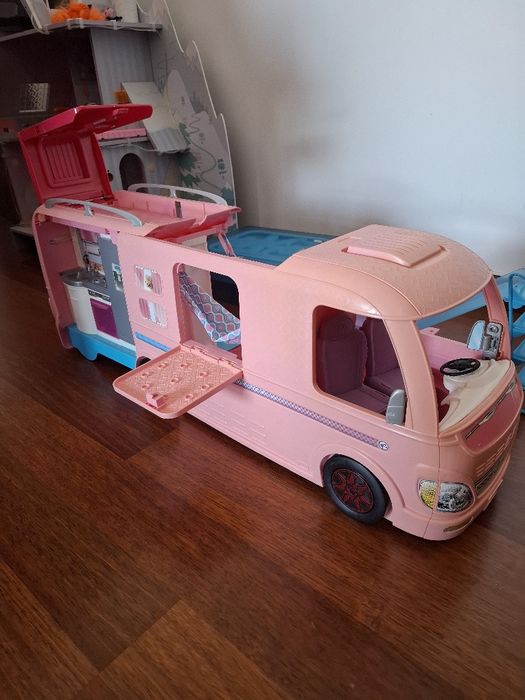 Autocaravana Barbie