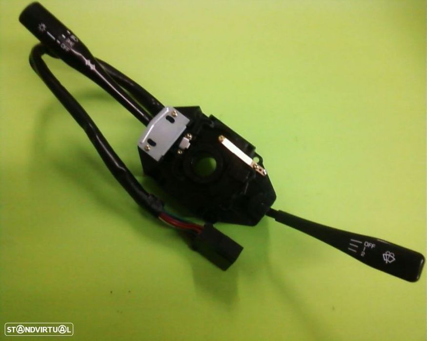 Manetes Hastes Interruptor de luzes e piscas Mitsubishi L200 K14 K34 MB561122
