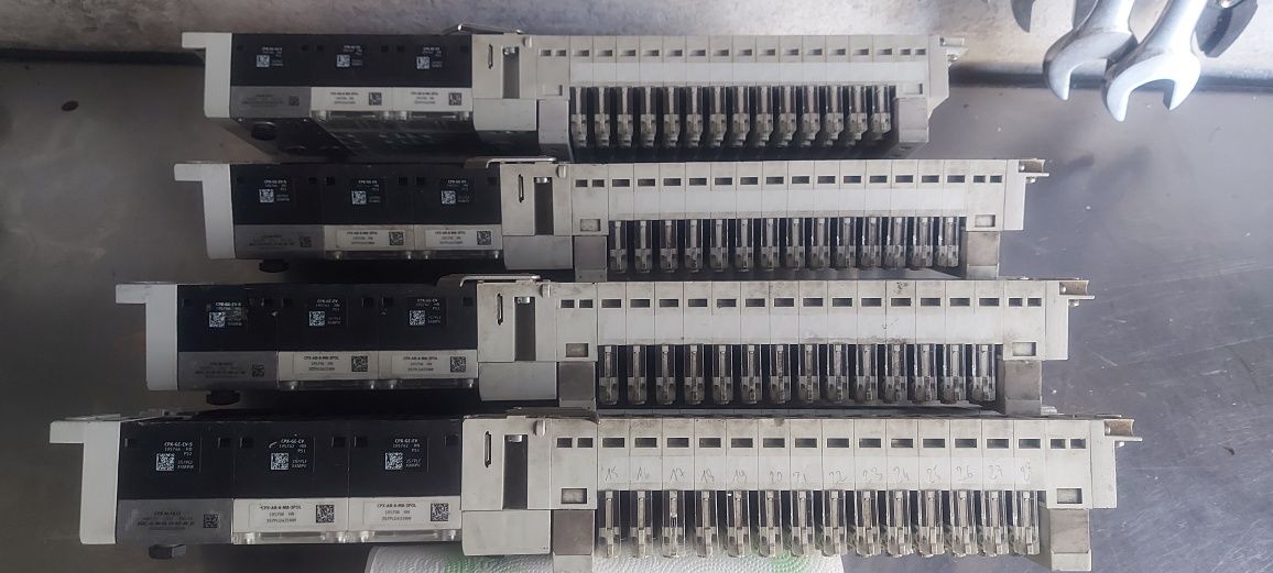 4× Wyspa elektrozaworów Festo CPX-GE-EV-S/EV MPAL-VI