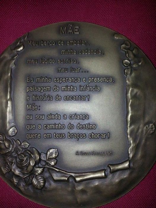 Medalha bronze comemorativa Dia da Mãe (anos: 1985, 88, 93, 2008 )