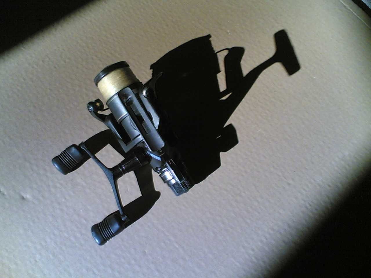Carreto SHIMANO otimo para corricar