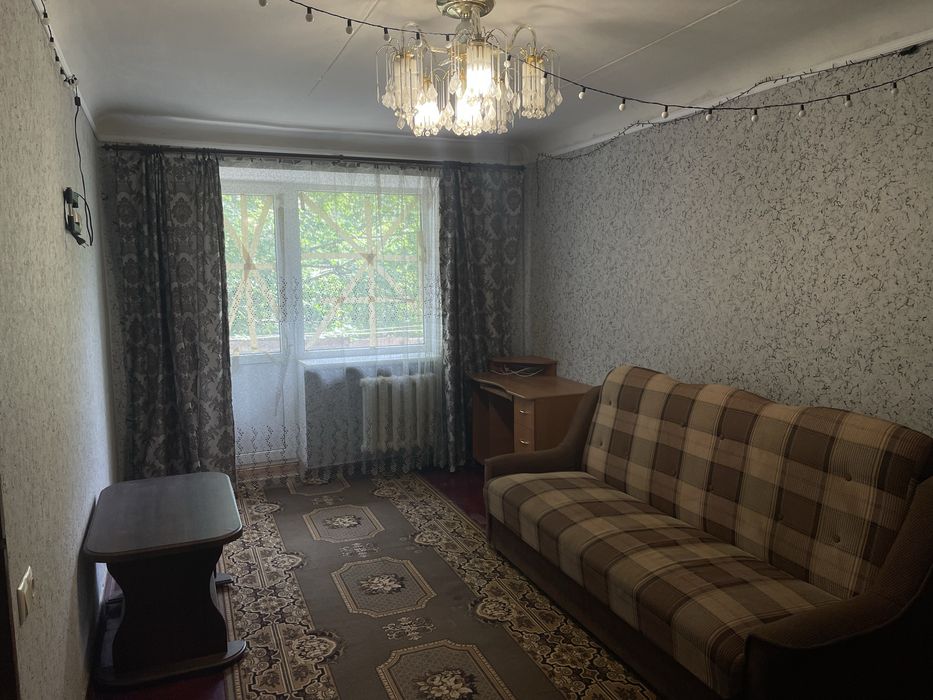 Продам 1к квартиру по В.Стуса 57