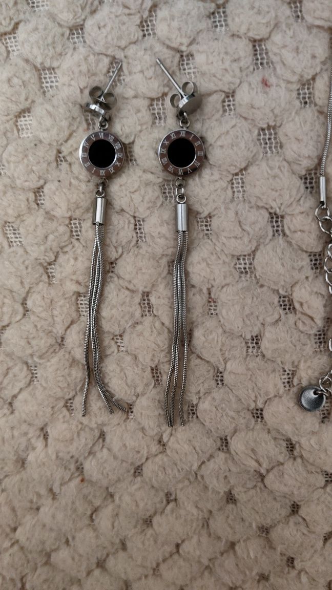 Набор Медицинское серебро: сережки , цепочка, кулон. Качество супер.