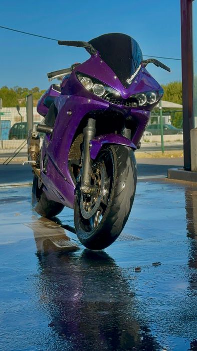 Yamaha RJ09 YZF R6