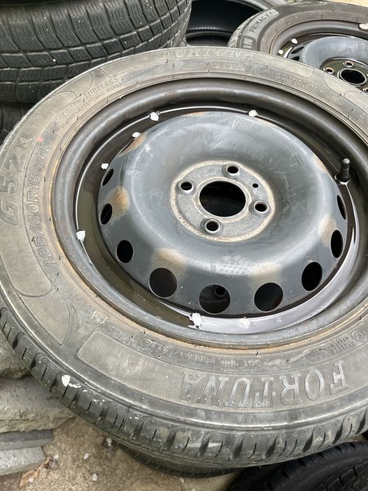 Sprzedam opony z felgami 185/60 r 17