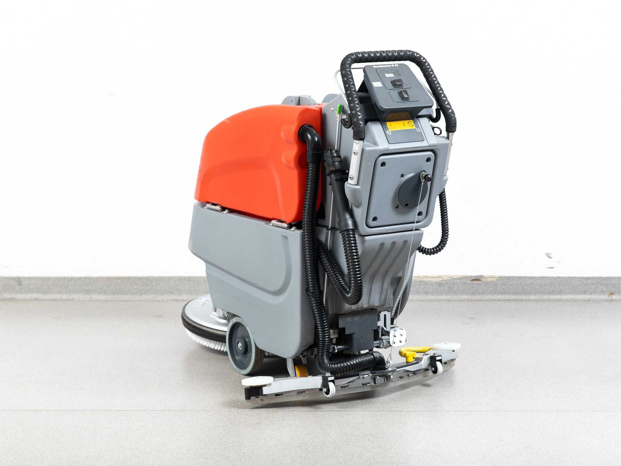 Szorowarka Hako Scrubmaster B45 NOWE BATERIE 2017r 400mth 9500 netto