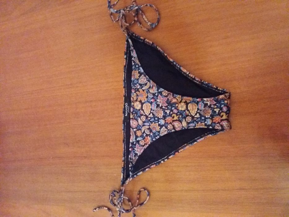 Cuecas de biquini  e parte de cima biquíni