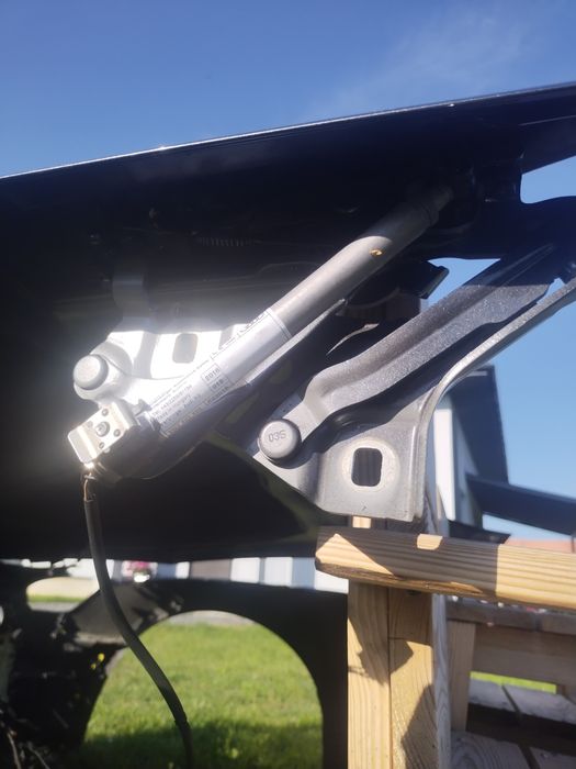 Капот А4 Б9 a4 b9 фари телевізор крило Audi A4