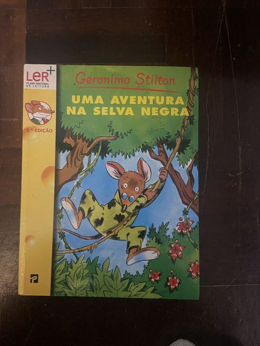 Livro Geronimo Stilton - Uma Aventura na Selva Negra