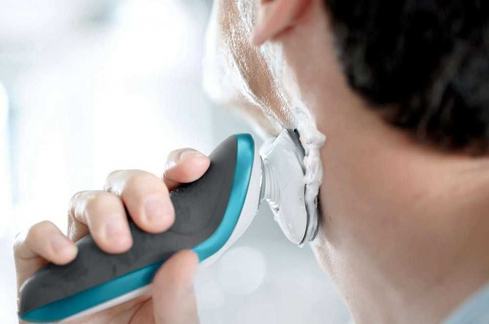 Електробритва Philips S7310 (серія 7000, роторна) в гарному стані