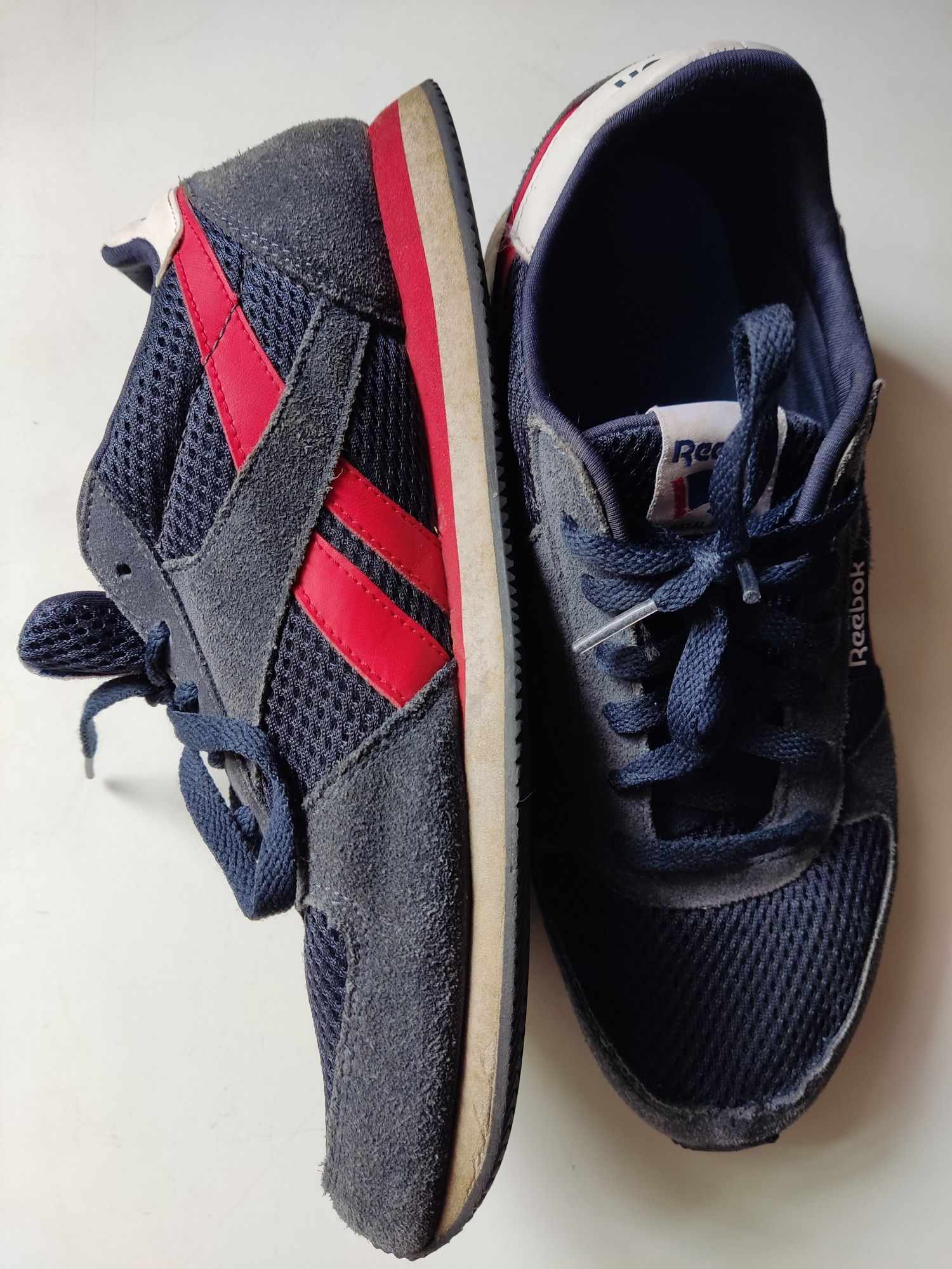 Кроссовки мужские спортивные привезены из Европы, марка - Reebok