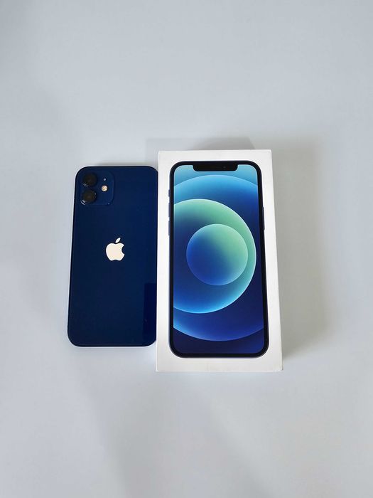 Iphone 12 128GB . Bateria 74%. Muito bom estado.