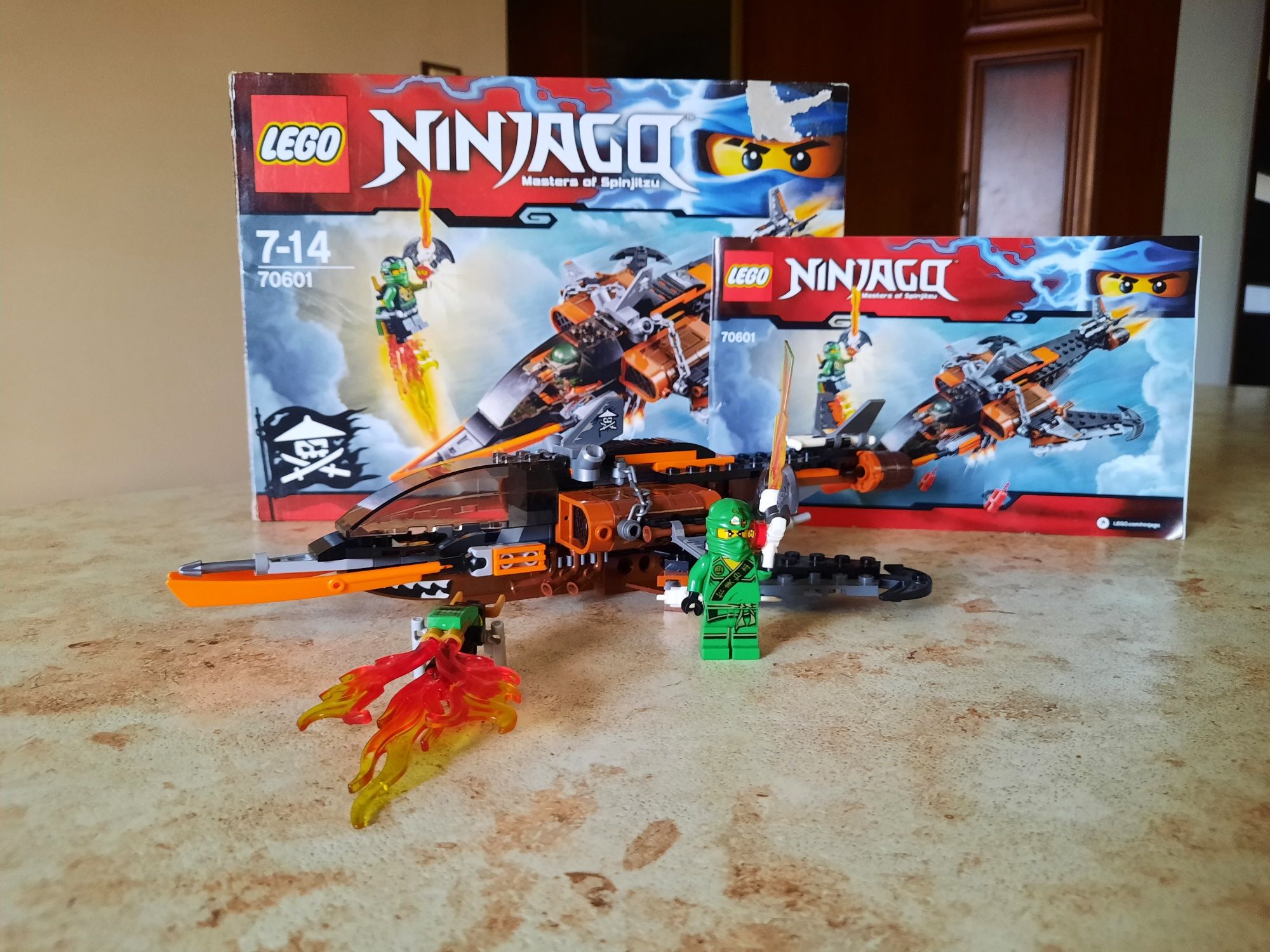 Lego ninjago 70601 podniebny rekin