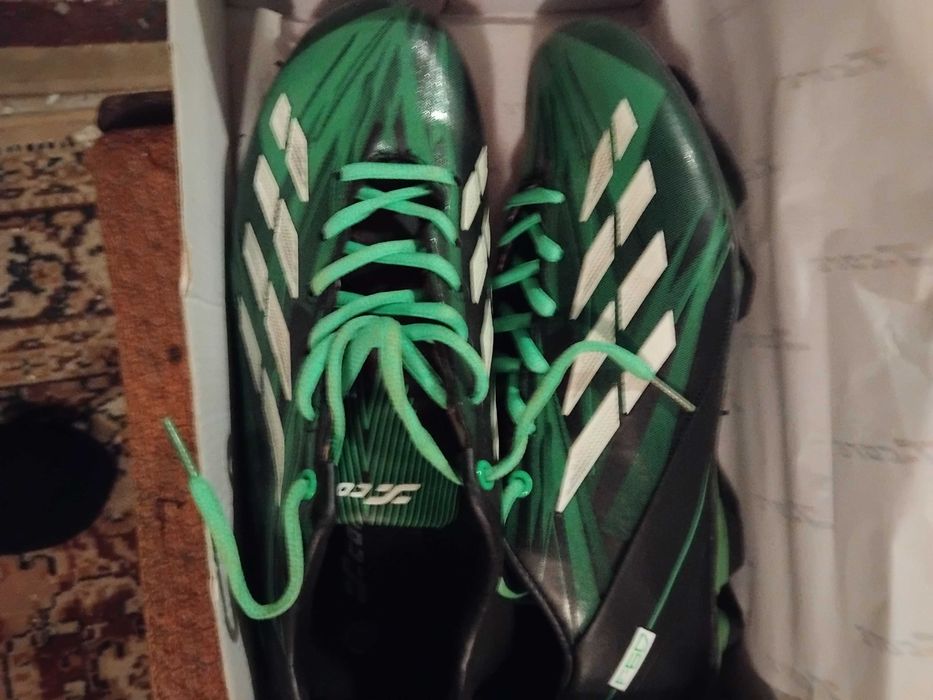 Nowe buty do gry w piłkę