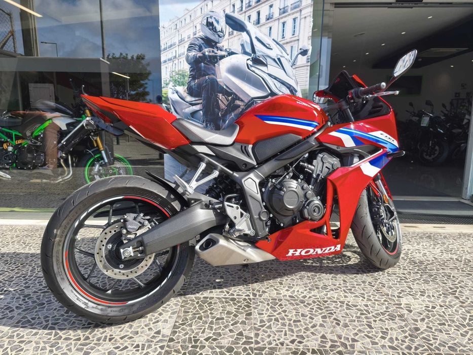 HONDA CBR650R 2024