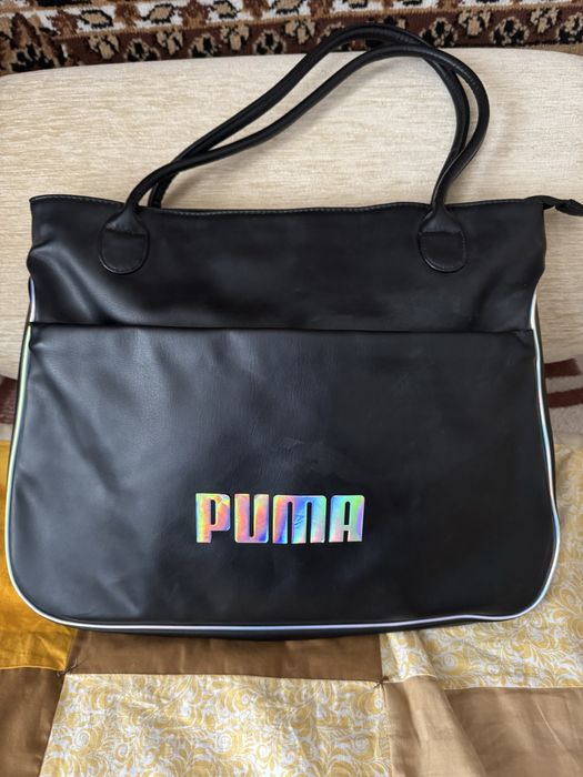 PUMA женская чорная