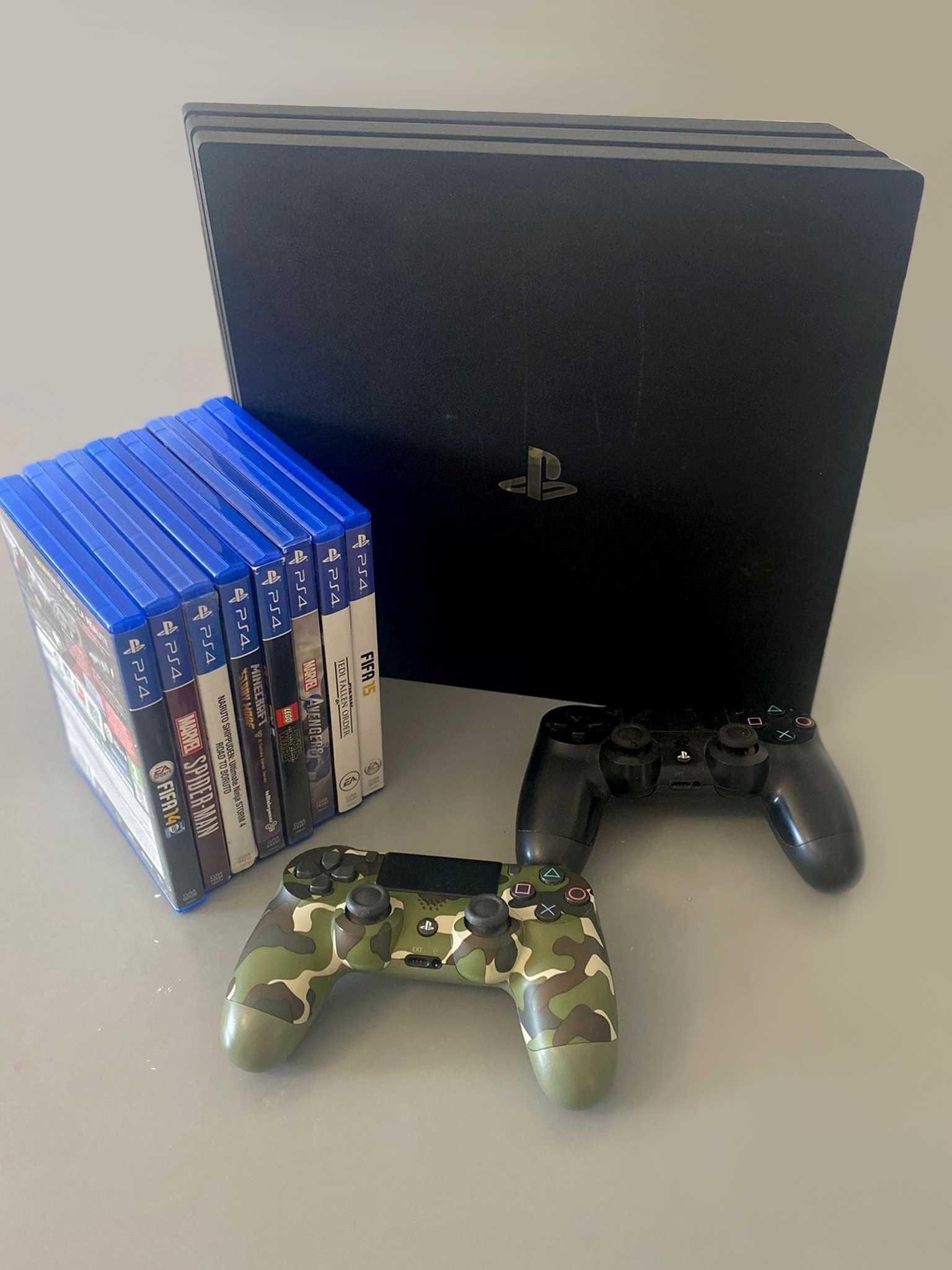Consola PlayStation 4 Pro 1 terabyte, ainda com garantia CEX