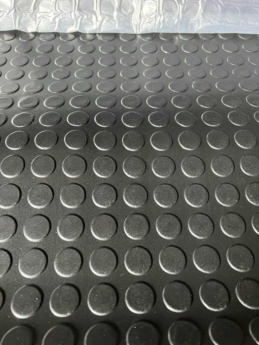 Резиновый коврик для авто, СТО, мастерской | Покрытие Полоса, Монетка