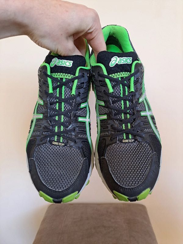 Buty Asics Gel Fuji Trabuco rozm. 42 gore-tex do biegania