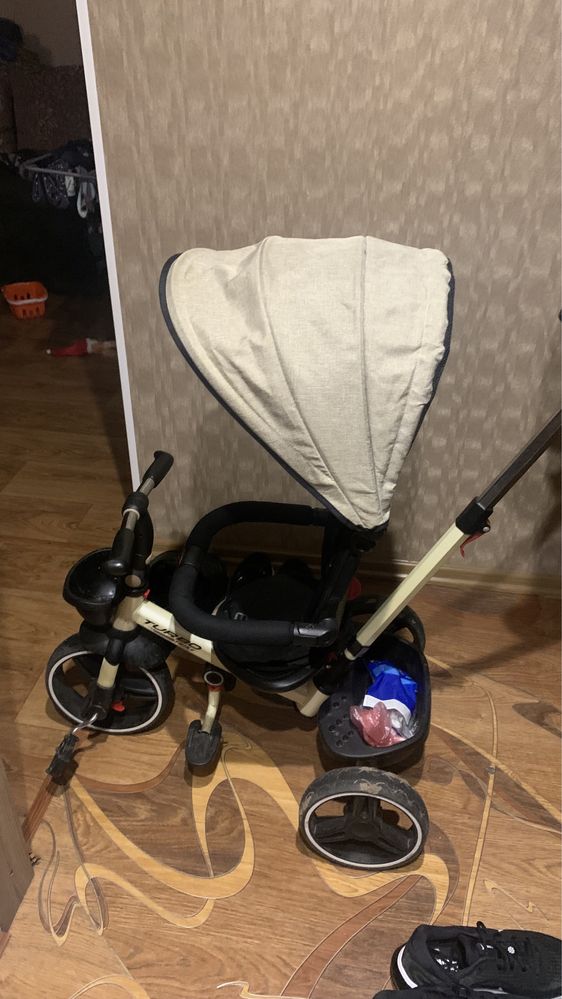 Велосипед с родительской ручкой