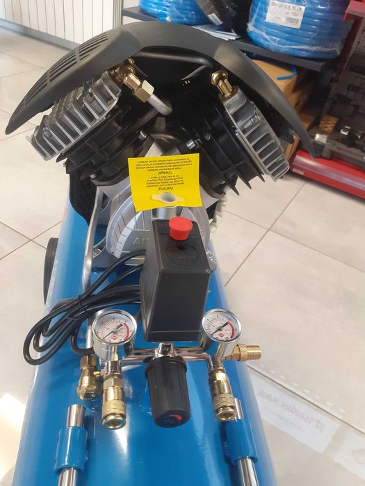 Kompresor tłokowy Airpress HL 425-100V