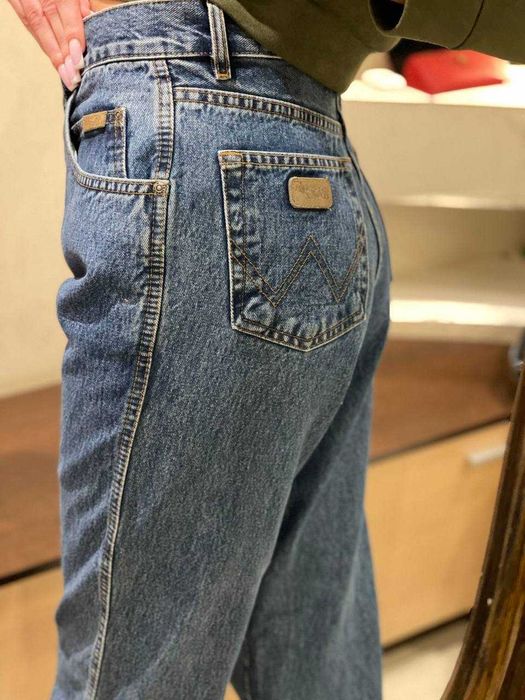 Джинси Жіночі Wrangler  USA Straight 30 Розмір M L